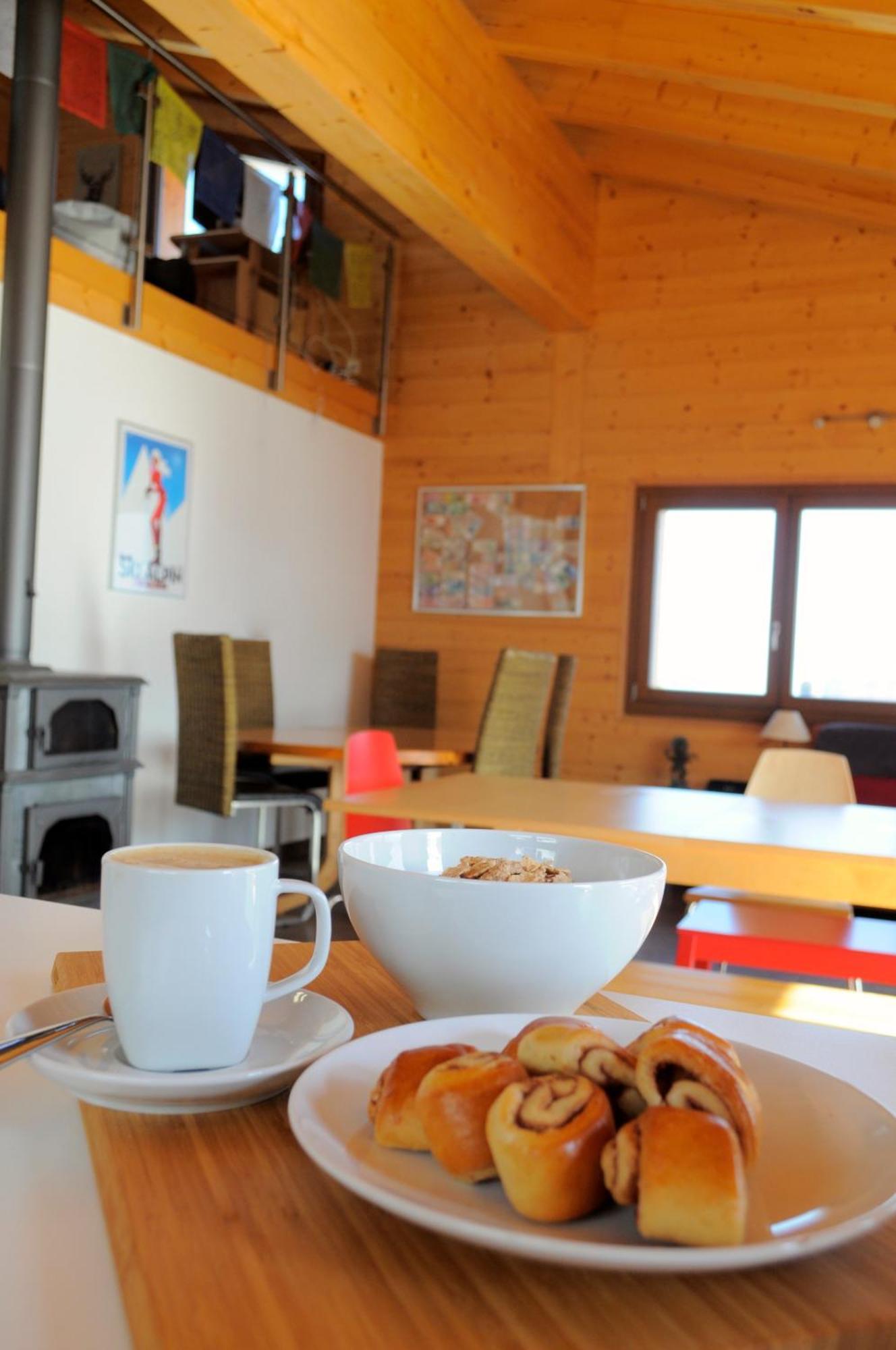 La Tzoum'Hostel La Tzoumaz Kültér fotó