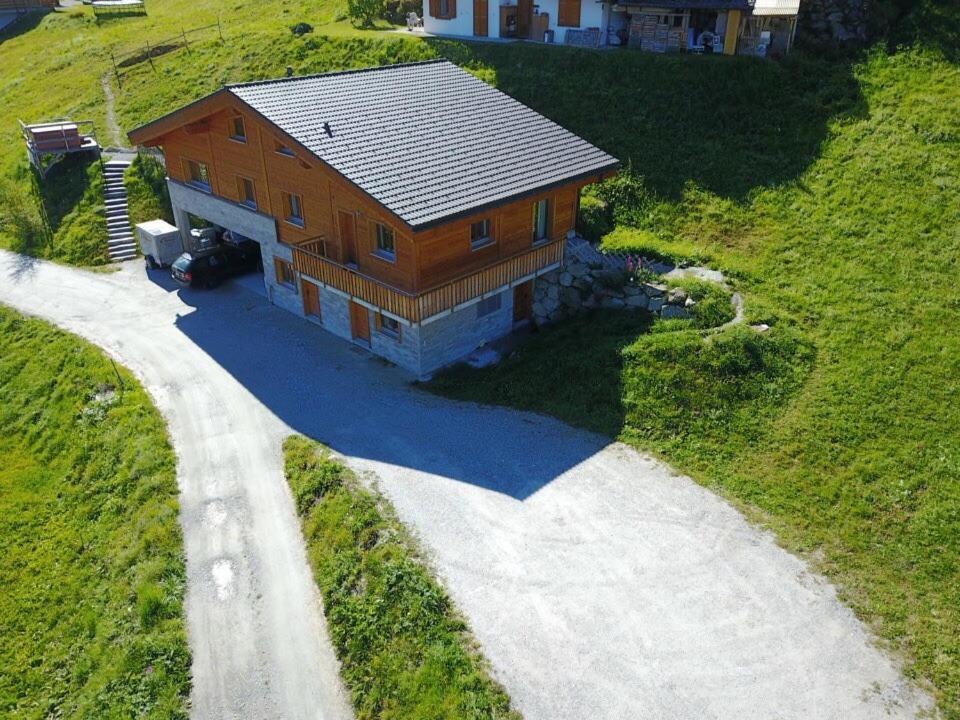 La Tzoum'Hostel La Tzoumaz Kültér fotó